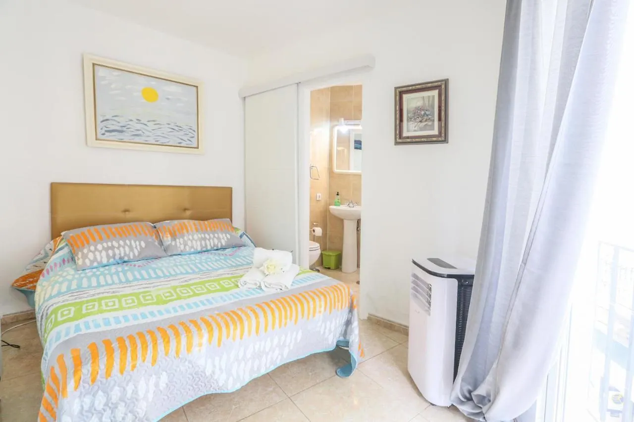Sevilla Center Premium, Free Parking